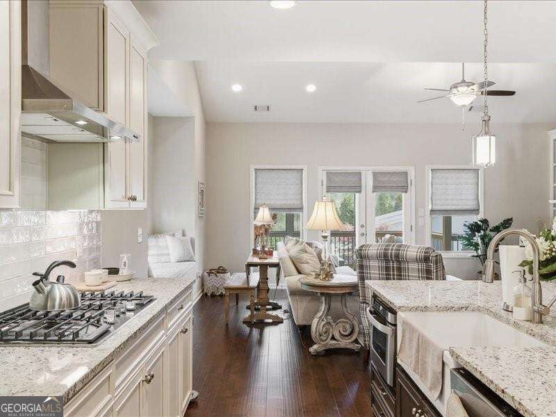 120 Hawks Trail Property Photo 23