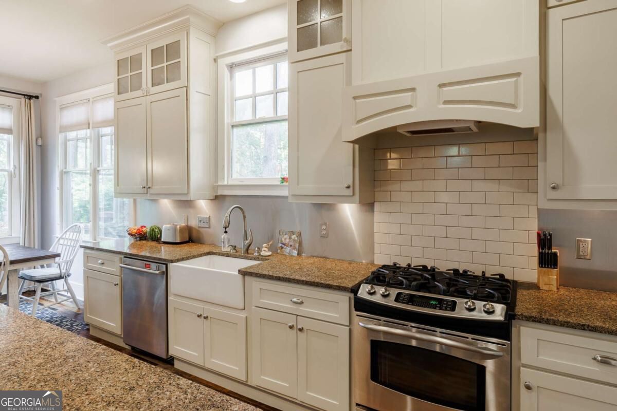 170 Cohen Street Property Photo 15