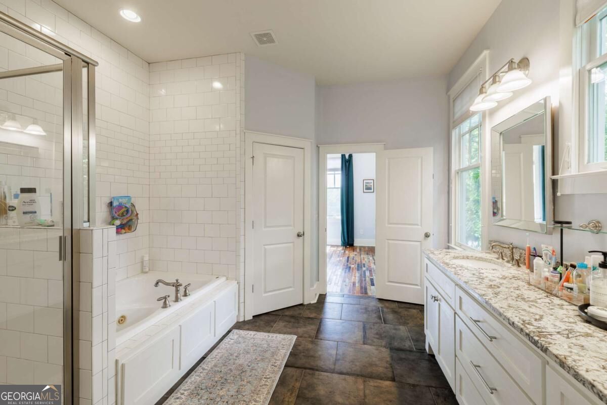 170 Cohen Street Property Photo 23