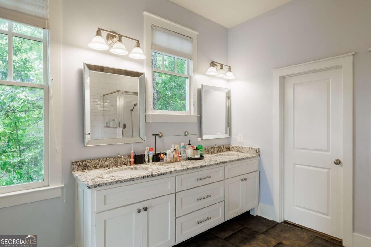 170 Cohen Street Property Photo 25
