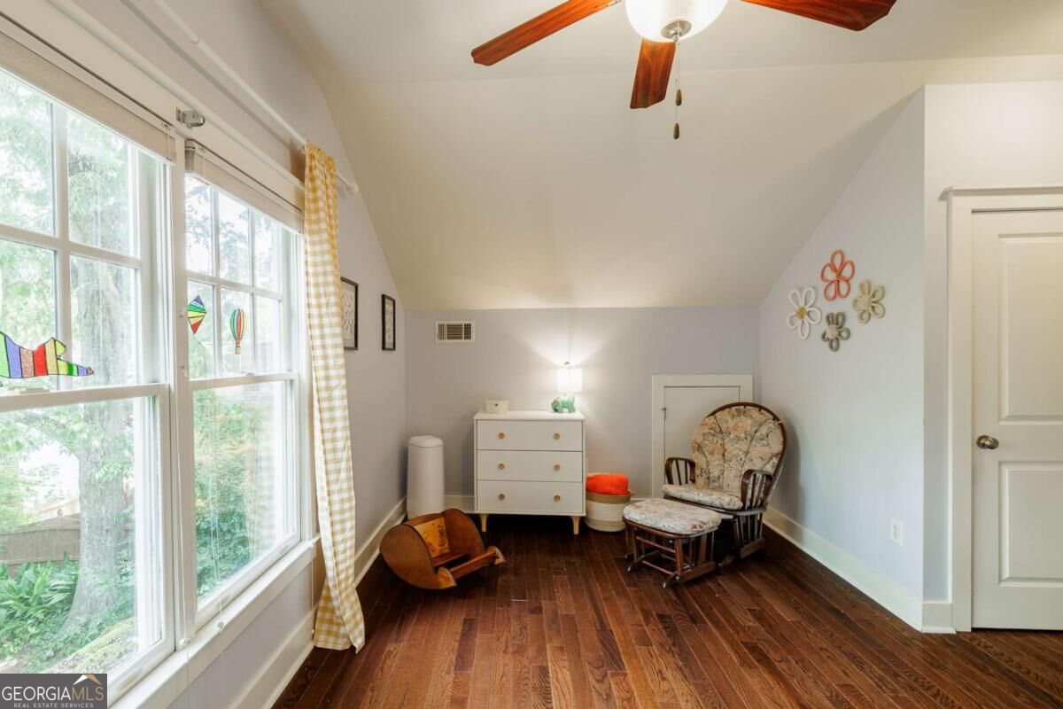 170 Cohen Street Property Photo 34