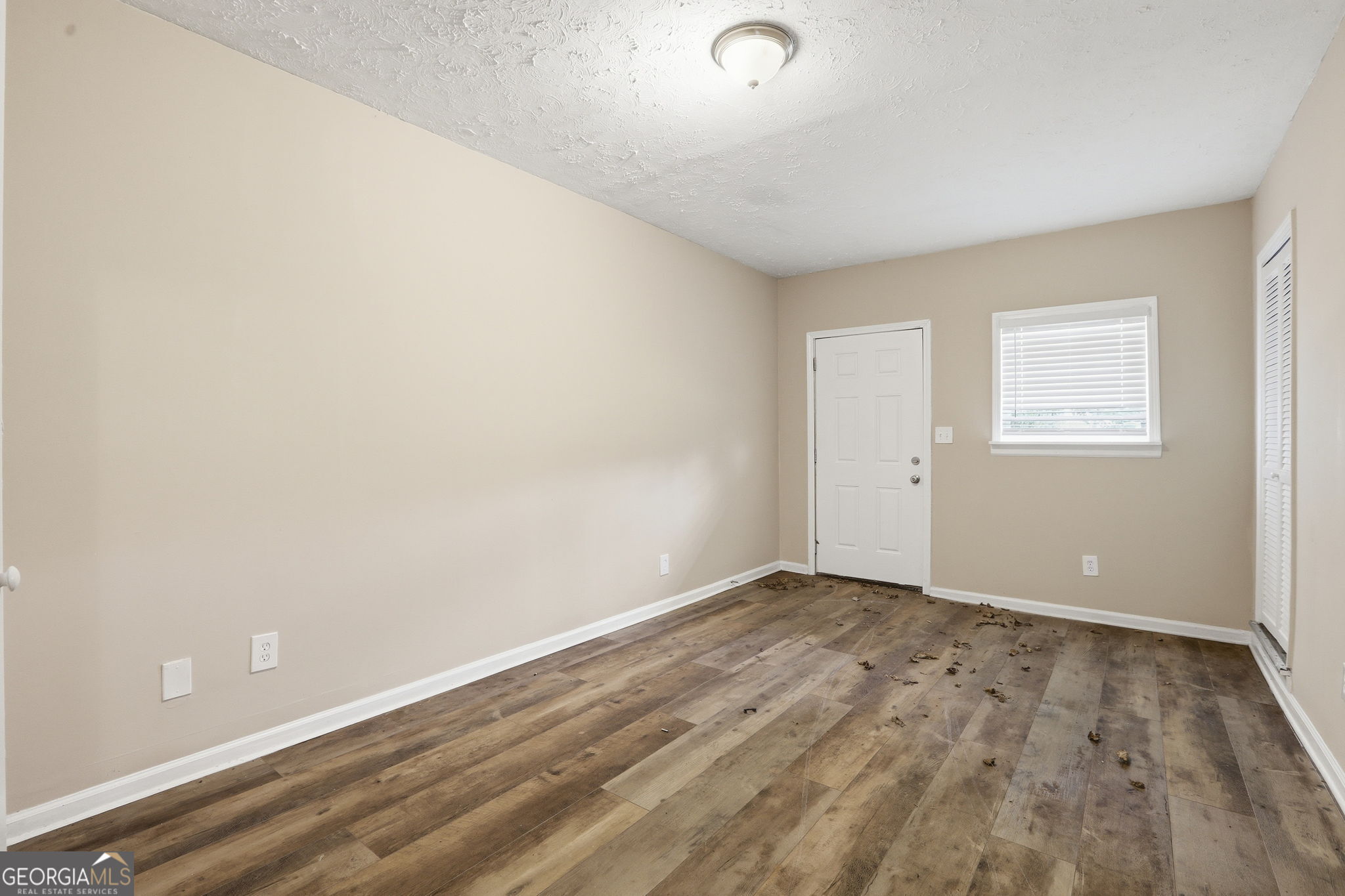 2723 Ellen Way Property Photo 9