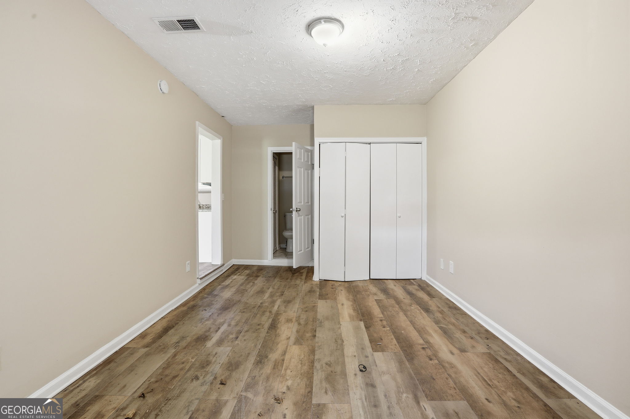 2723 Ellen Way Property Photo 11