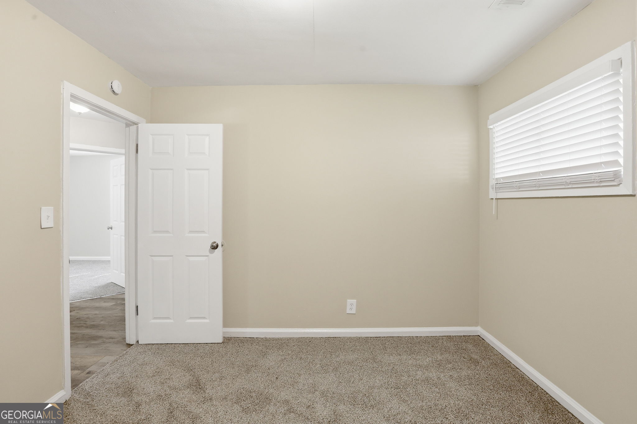 2723 Ellen Way Property Photo 13