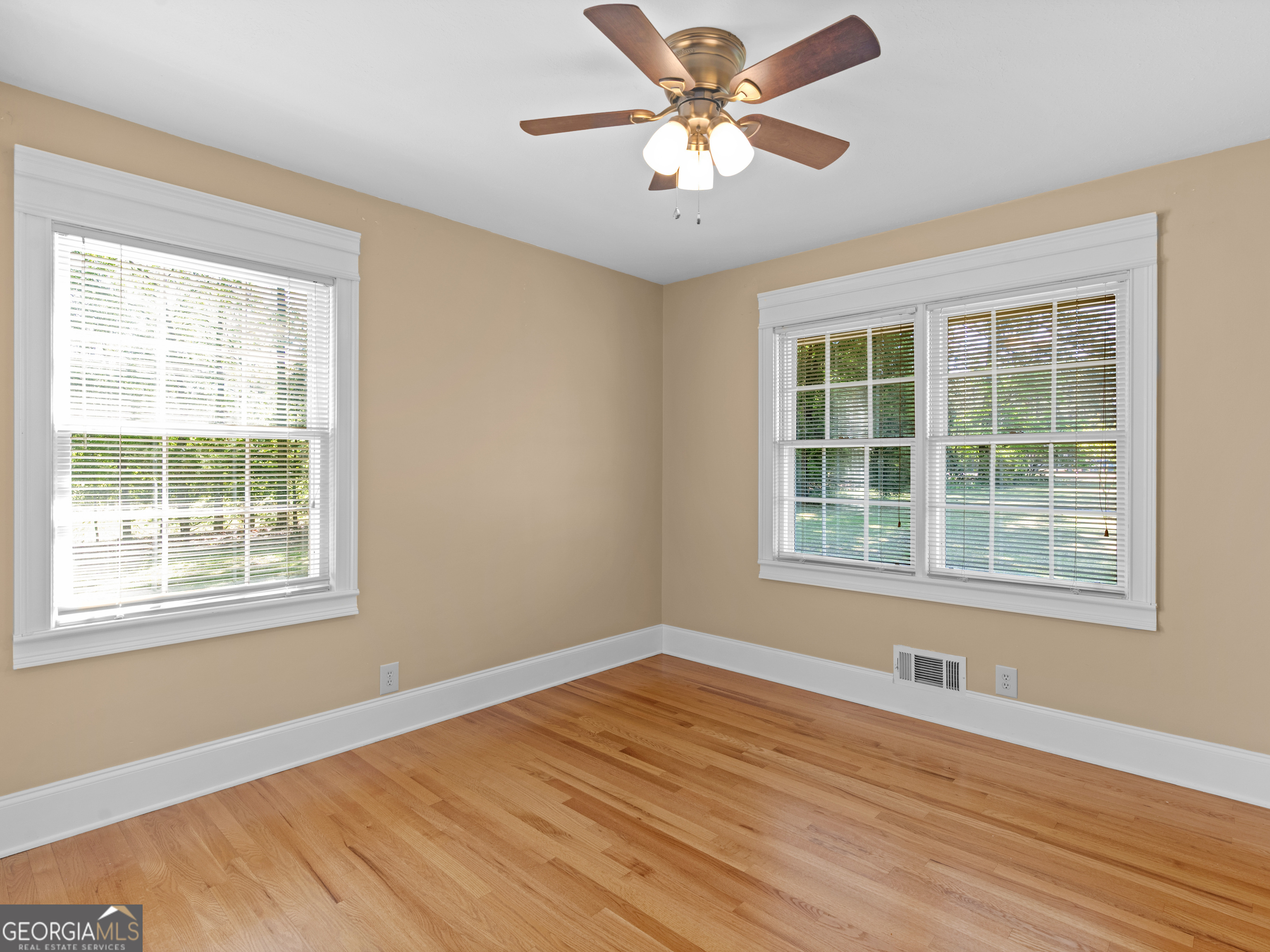 723 Goza Road Property Photo 23