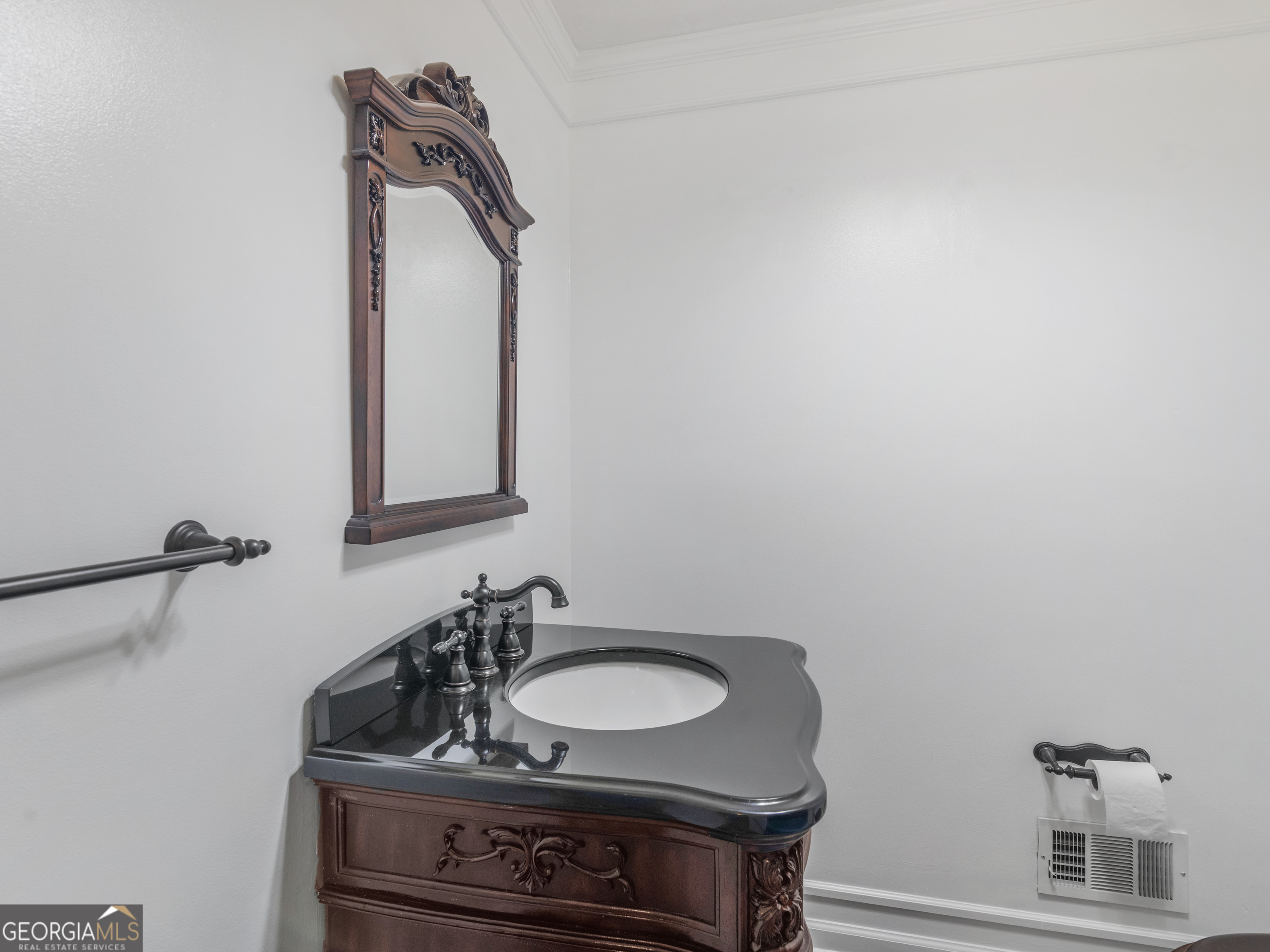 723 Goza Road Property Photo 25