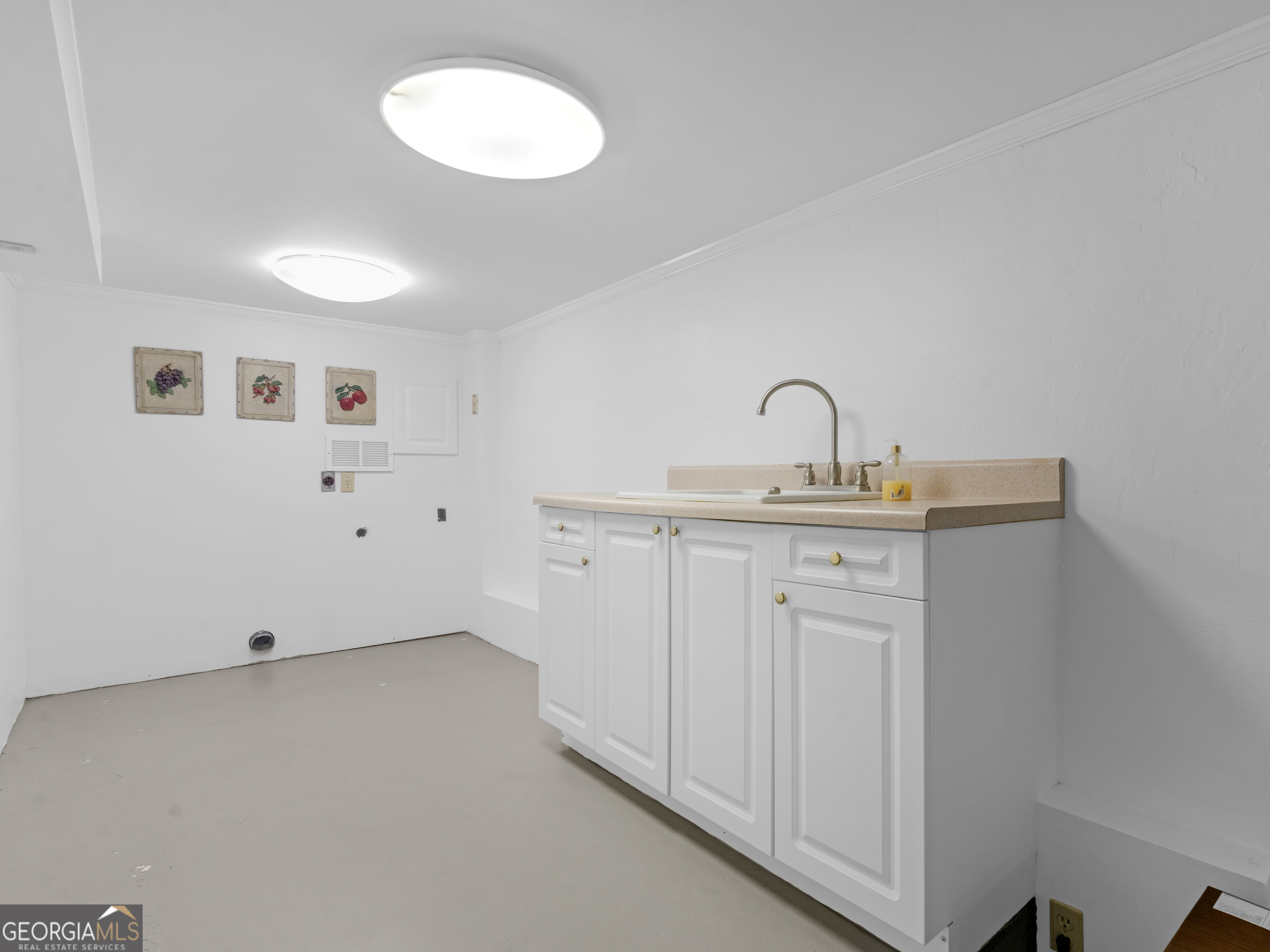 723 Goza Road Property Photo 34