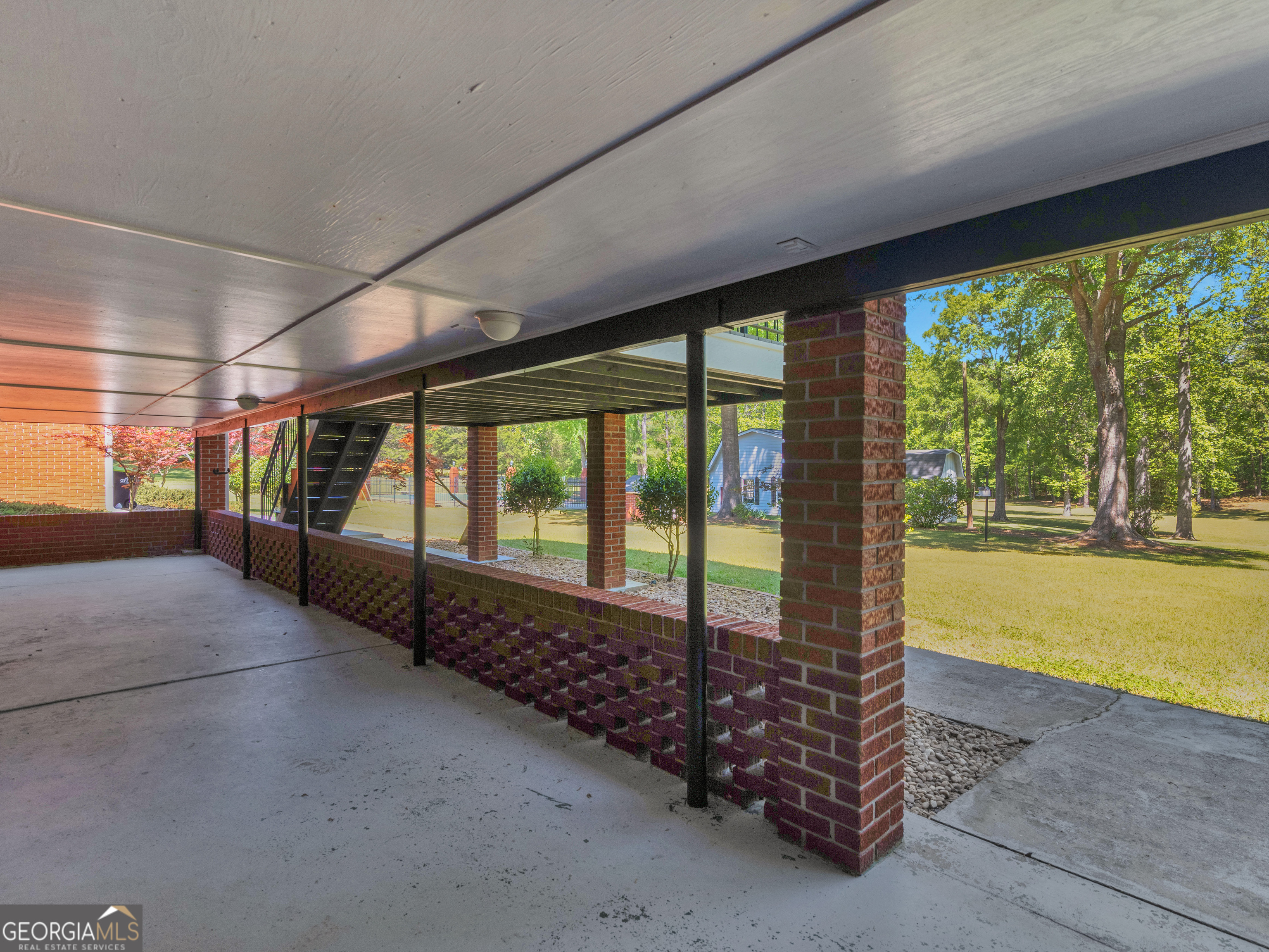 723 Goza Road Property Photo 37