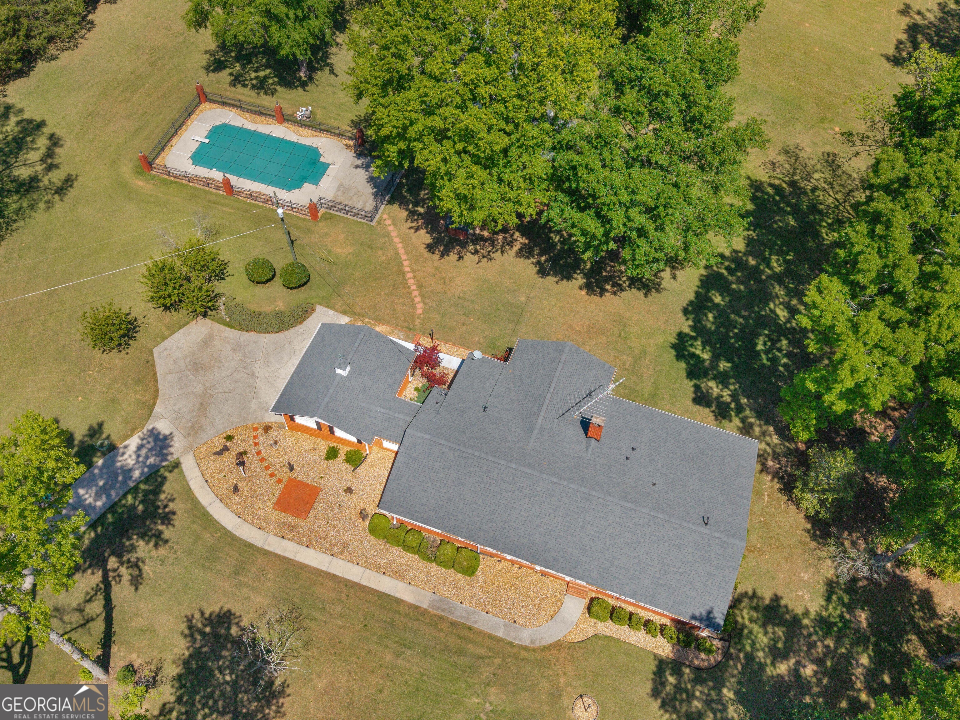 723 Goza Road Property Photo 43
