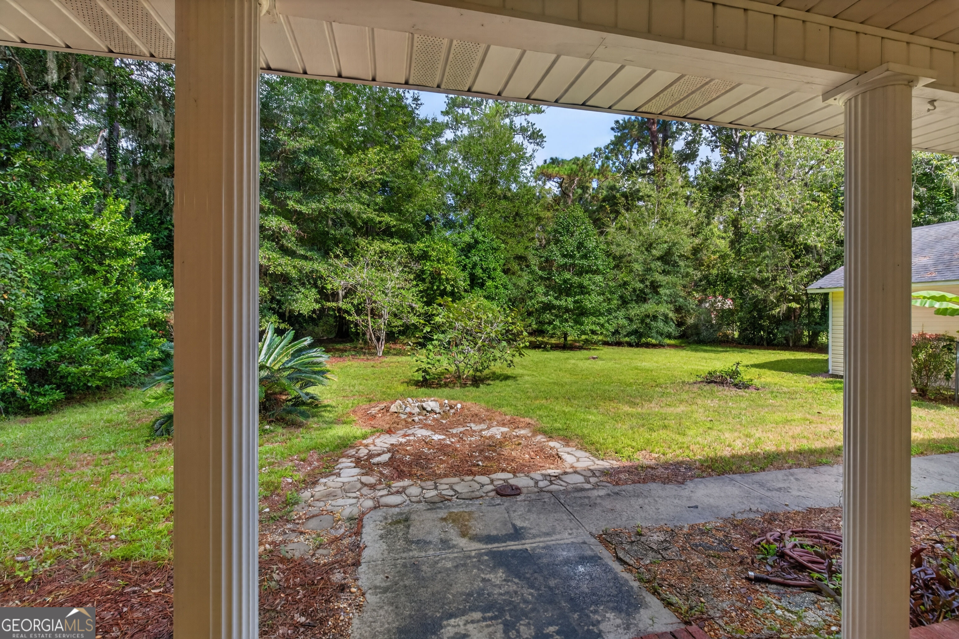 504 Lake Drive Property Photo 7