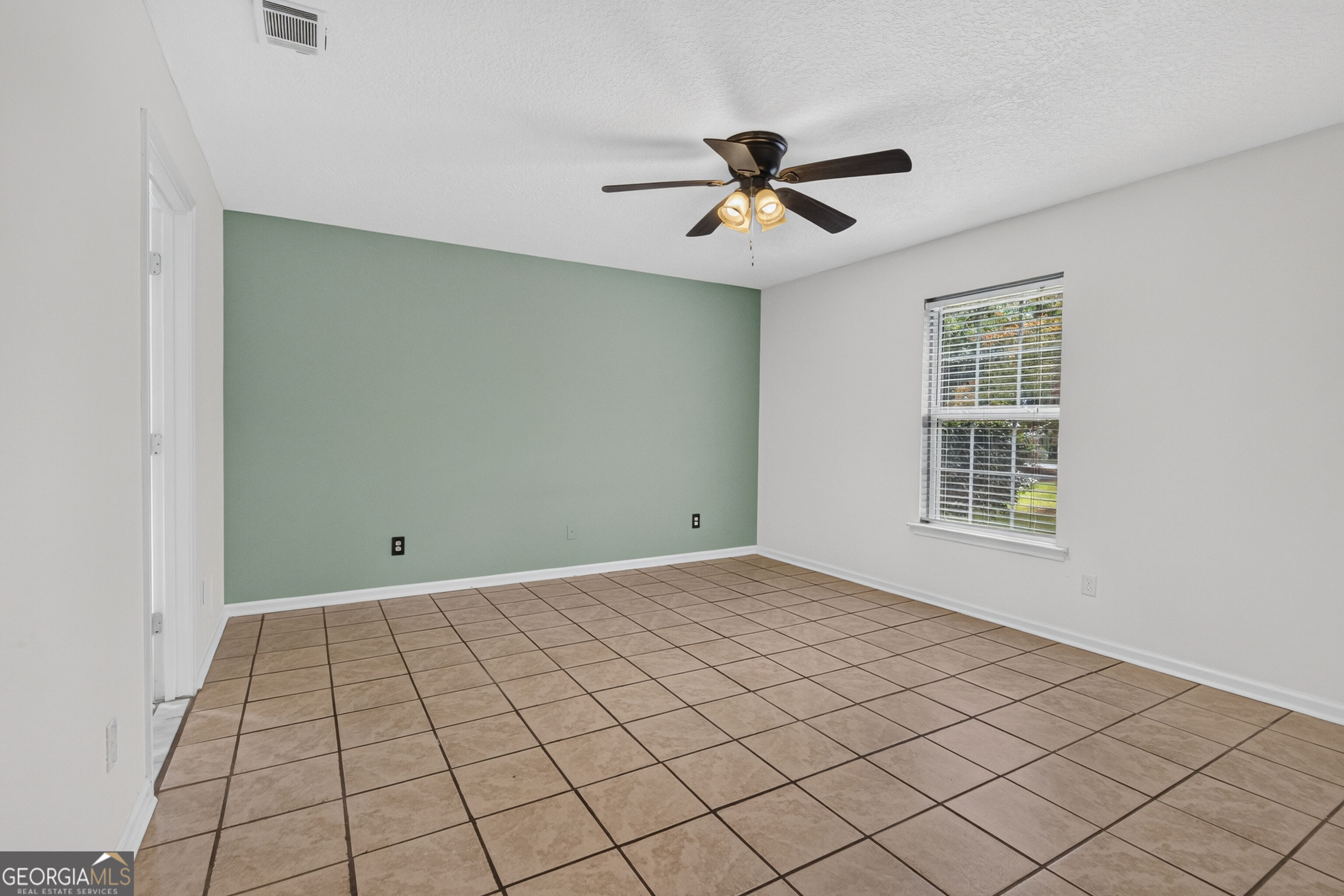504 Lake Drive Property Photo 22