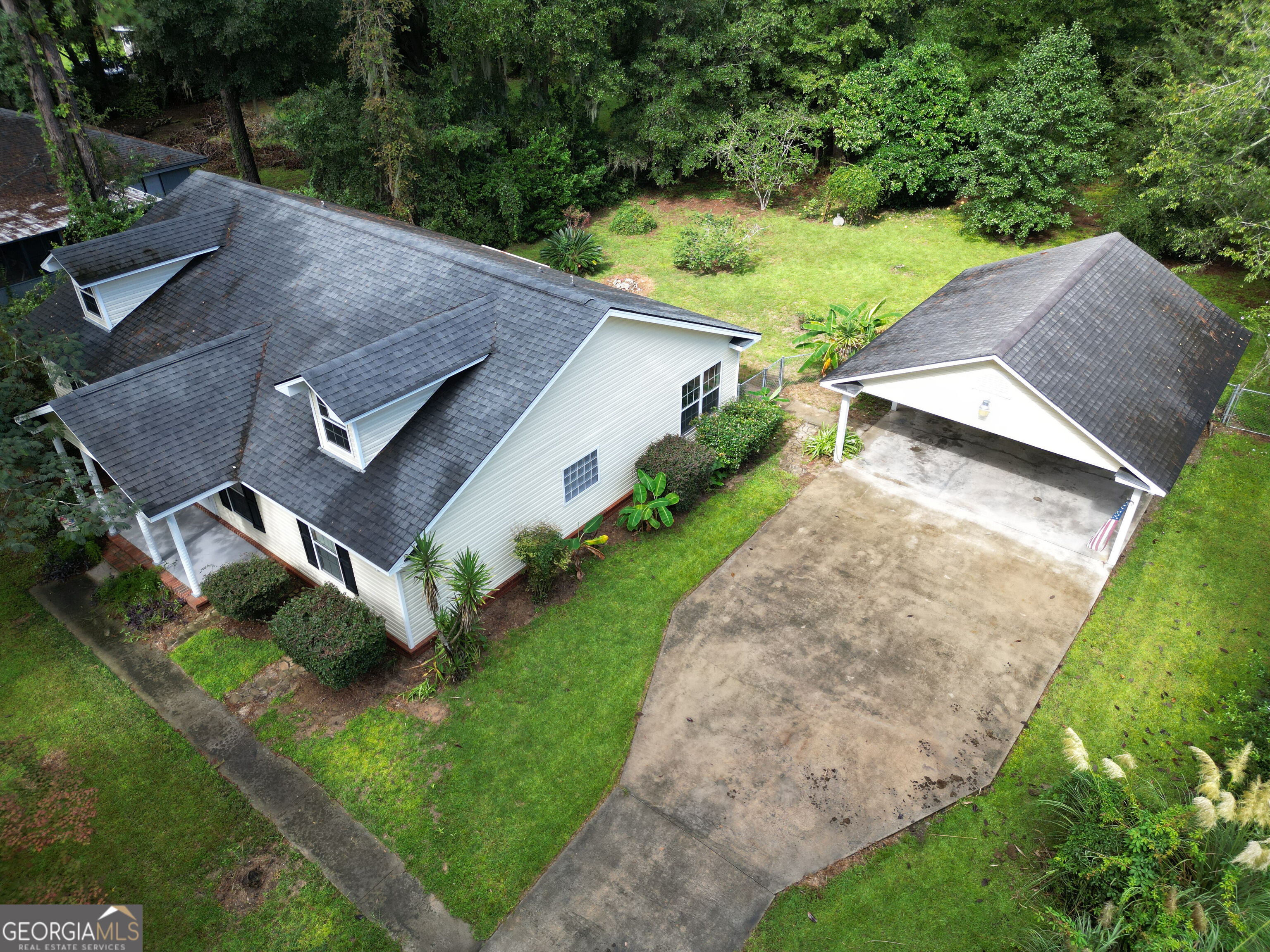 504 Lake Drive Property Photo 45