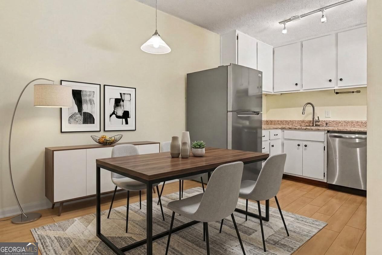 1225 Church Street # M Property Photo 4