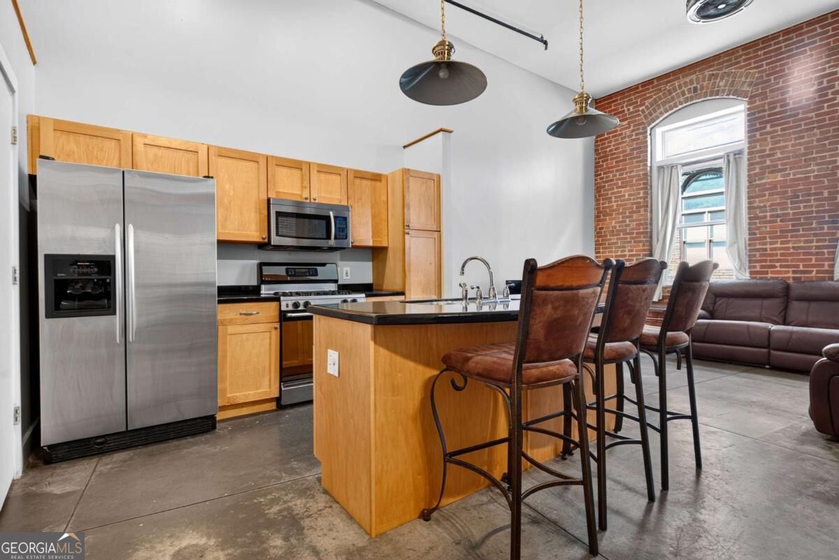 350 Peters Street Sw # 3 Property Photo 1