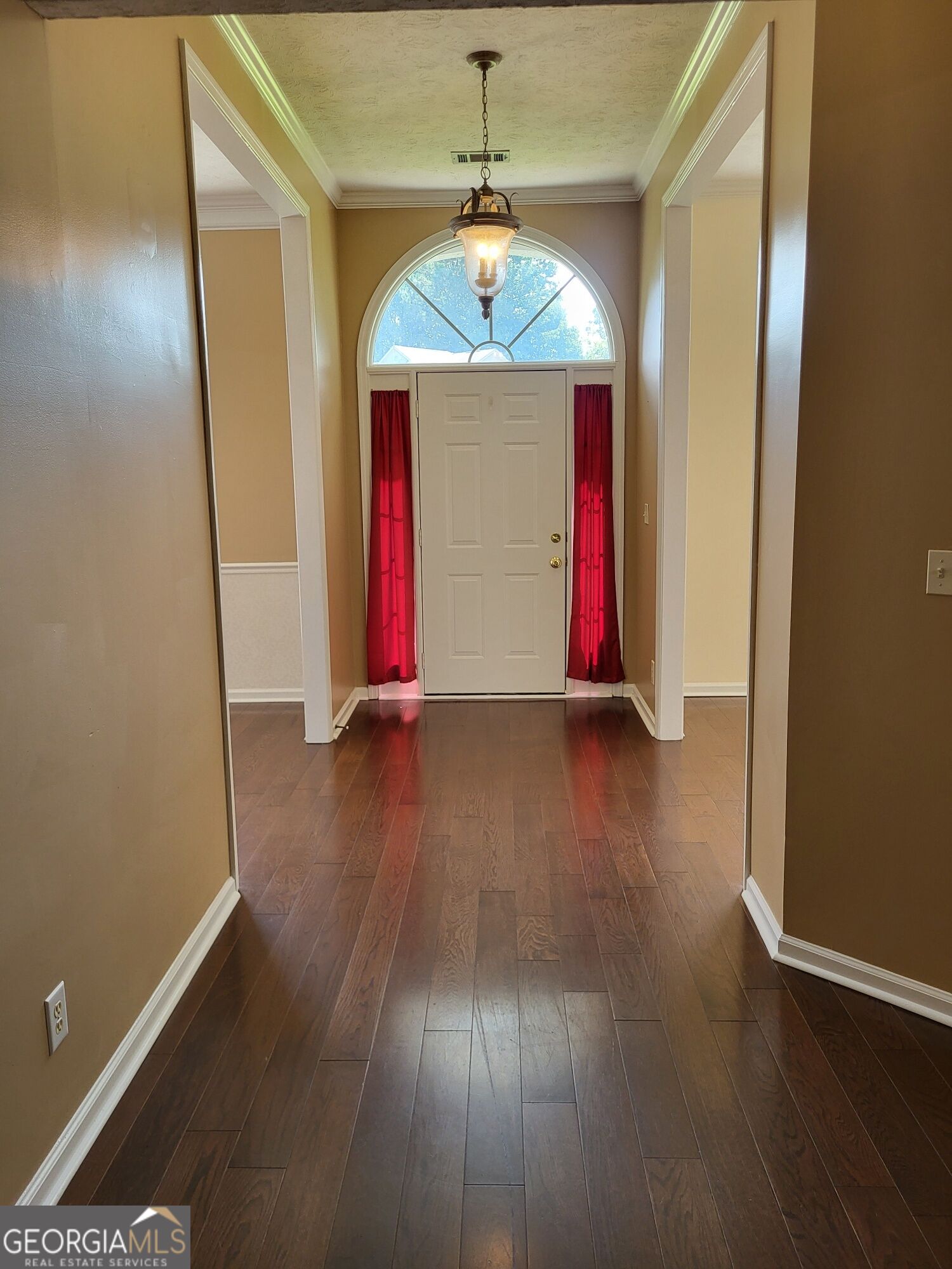 2415 Lismore Drive Property Photo 6