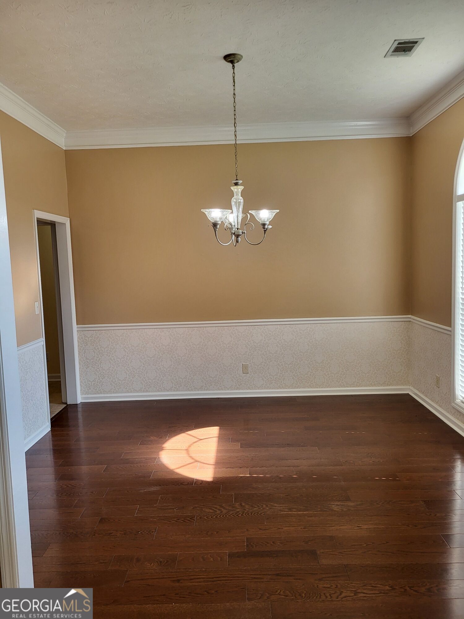 2415 Lismore Drive Property Photo 9