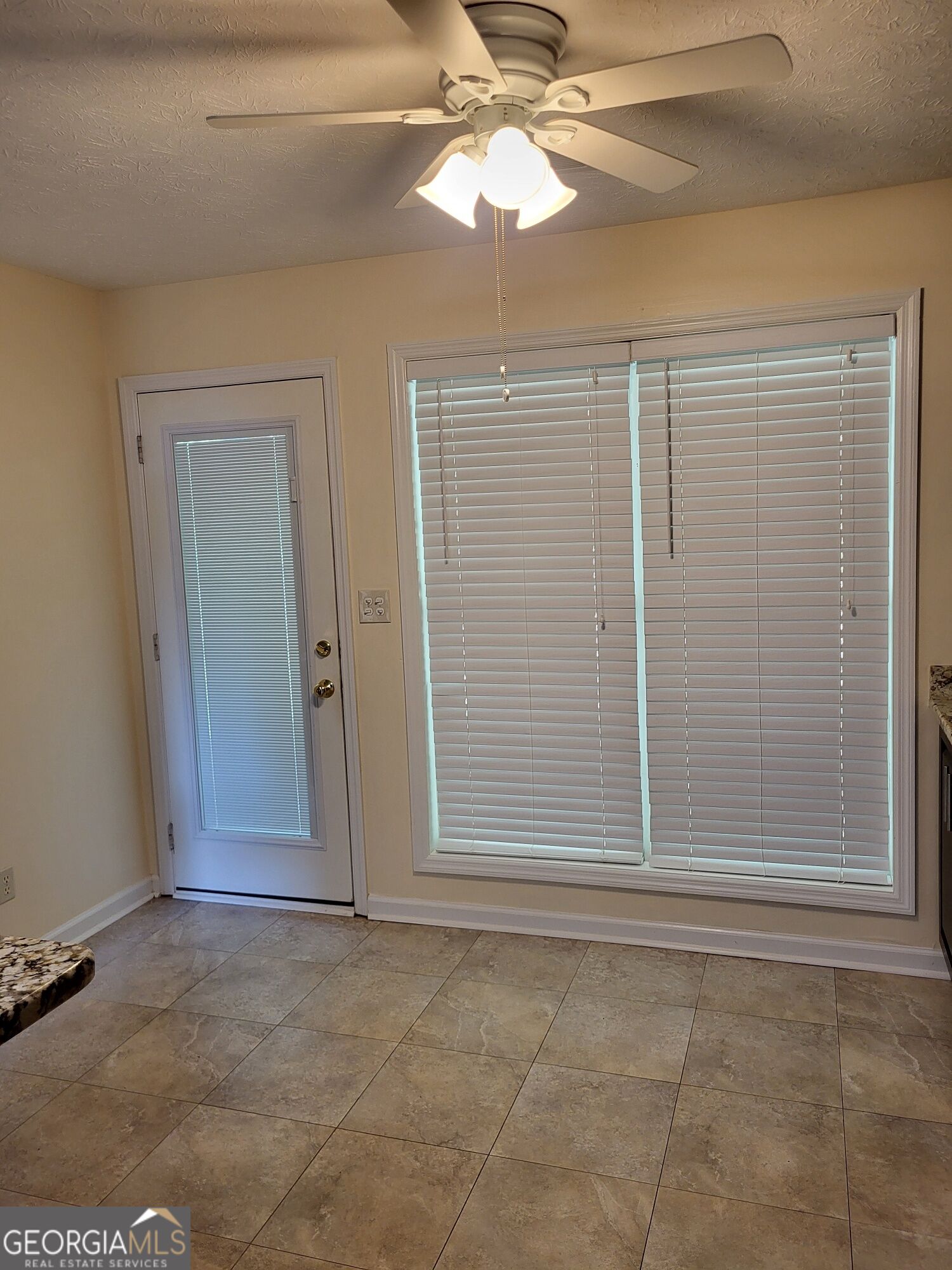 2415 Lismore Drive Property Photo 17