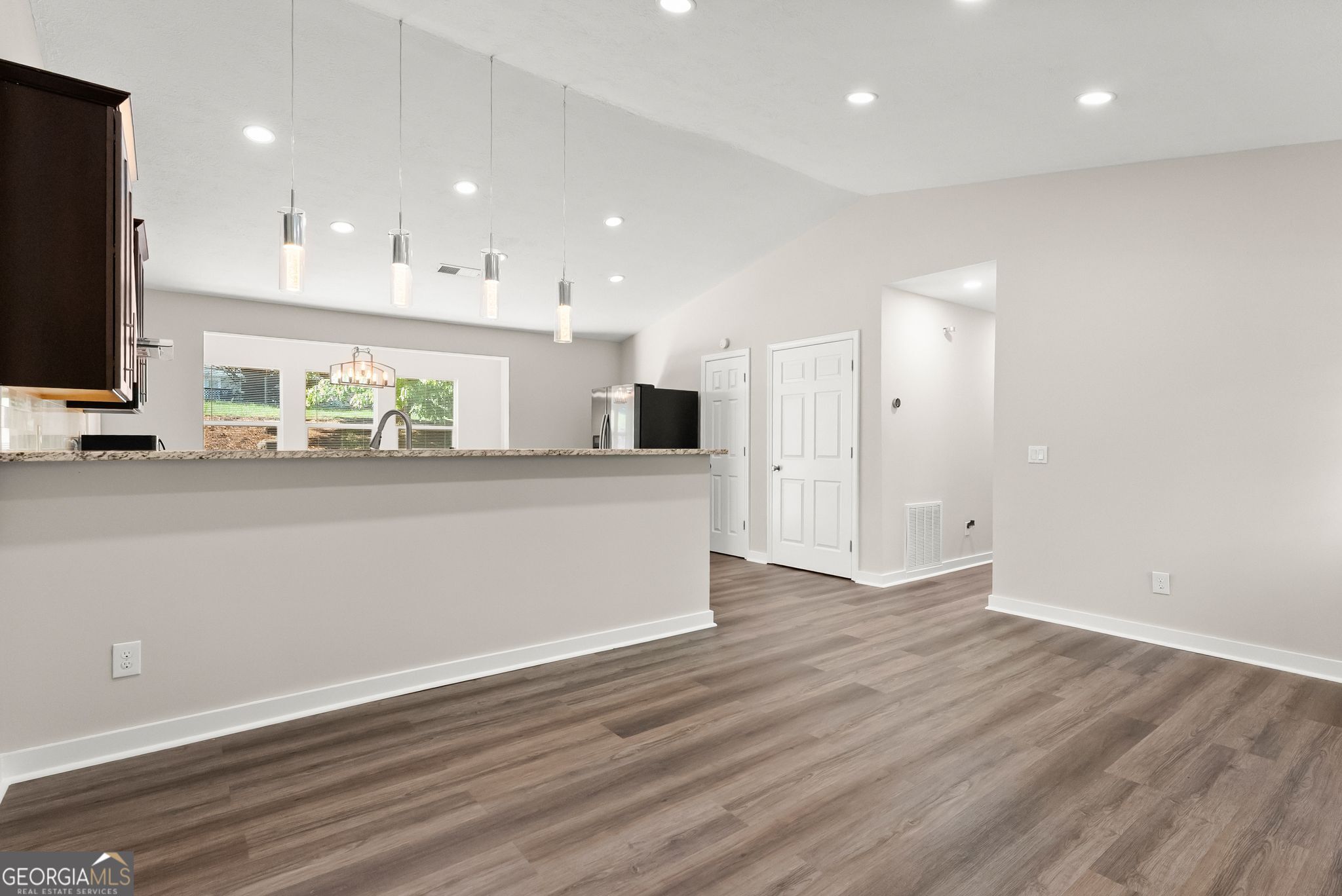 2050 Shaffer Road Property Photo 6