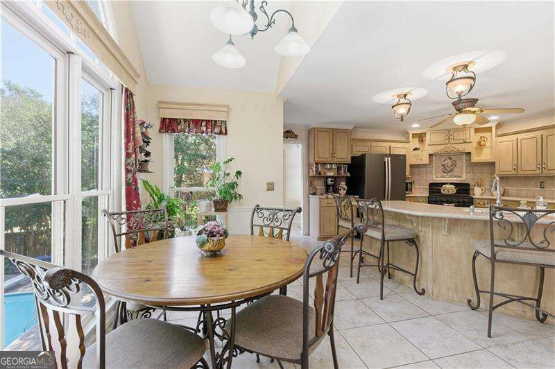 591 Delphinium Boulevard Nw Property Photo 17
