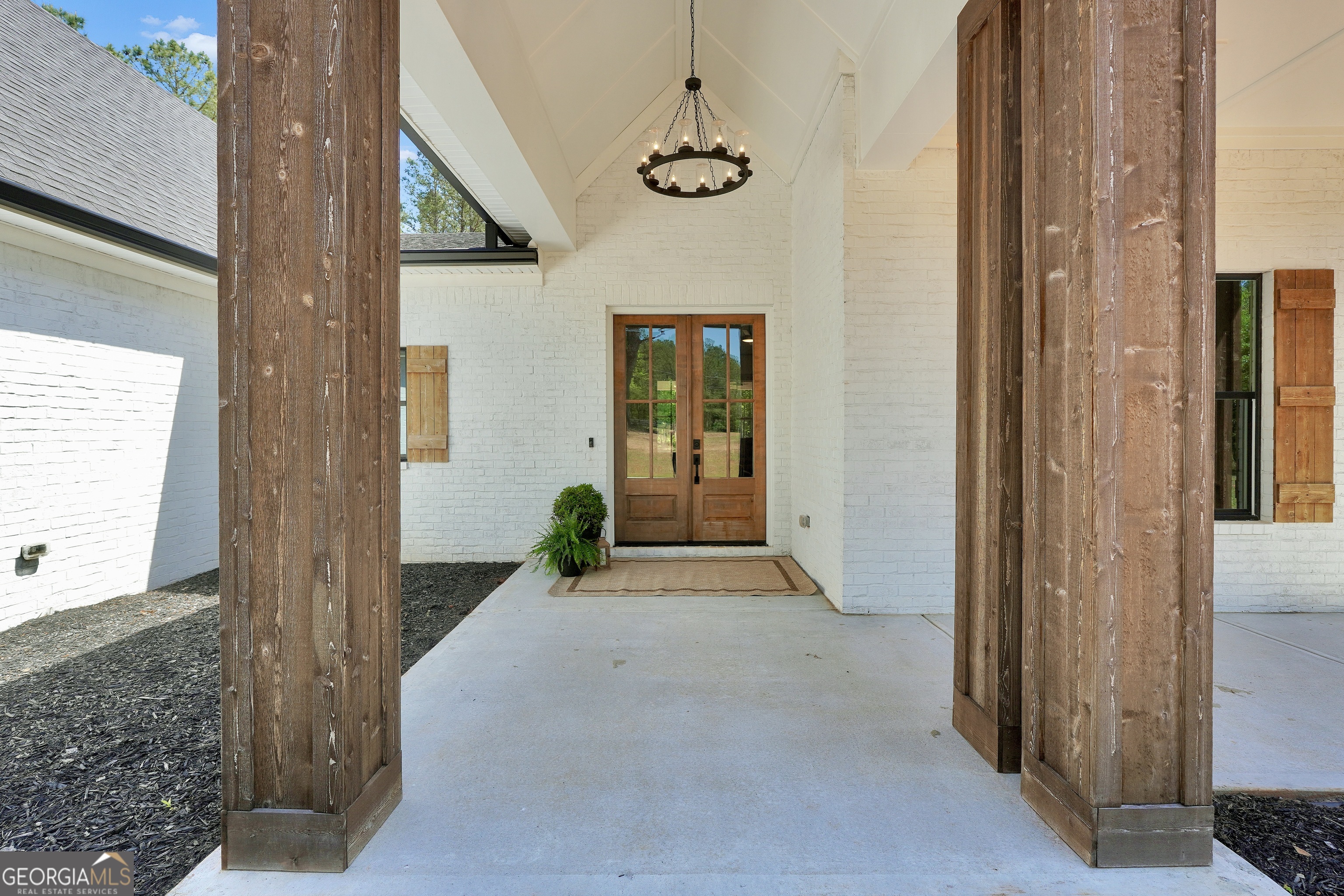 787 Silver Dollar Road Property Photo 4