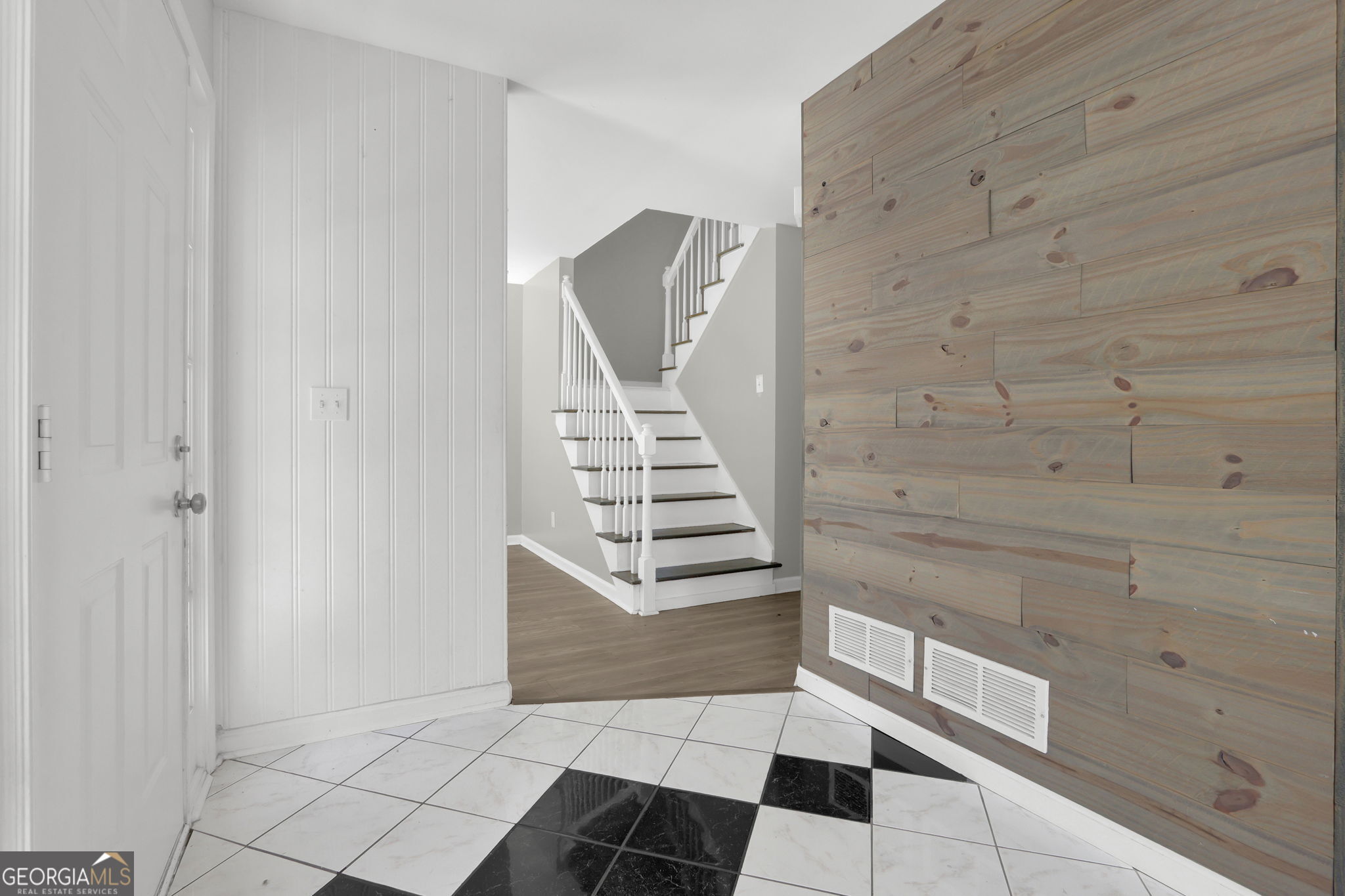 3130 Hall Garden Road Property Photo 4