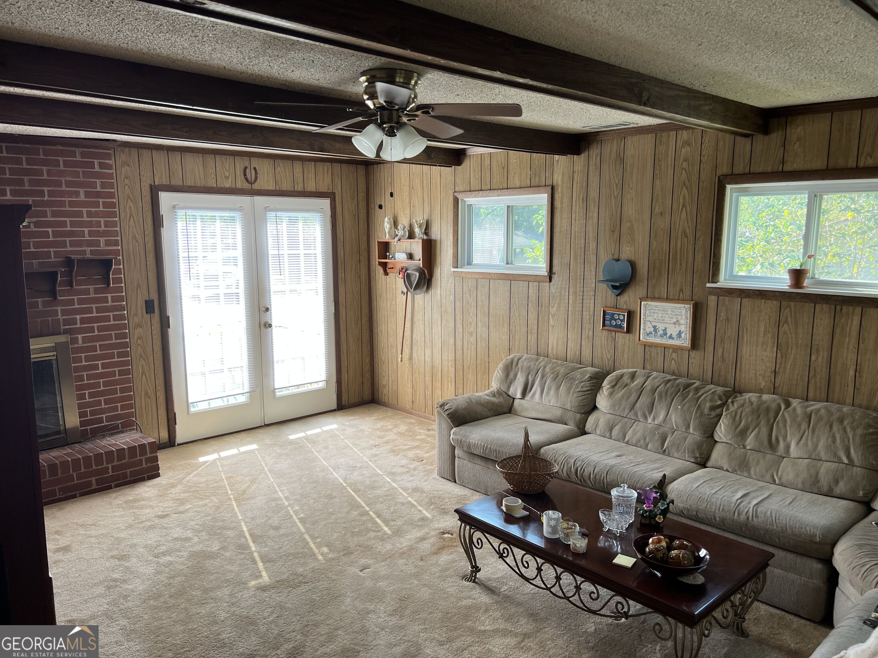 507 S 17th Avenue Property Photo 3