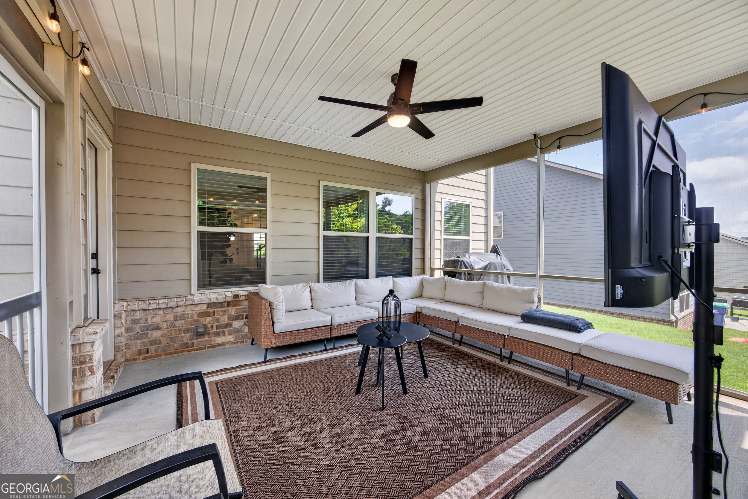 4778 Sultana Property Photo 9