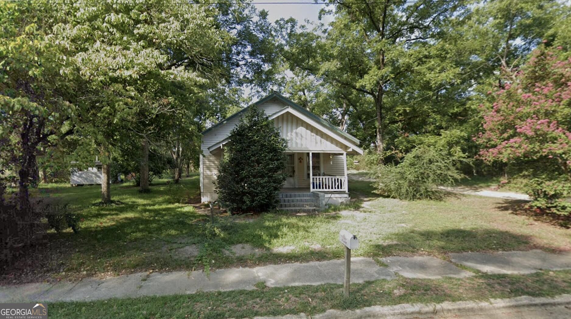 523 Main Street Property Photo 1
