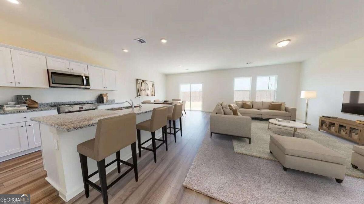 414 Otway Loop Property Photo 2