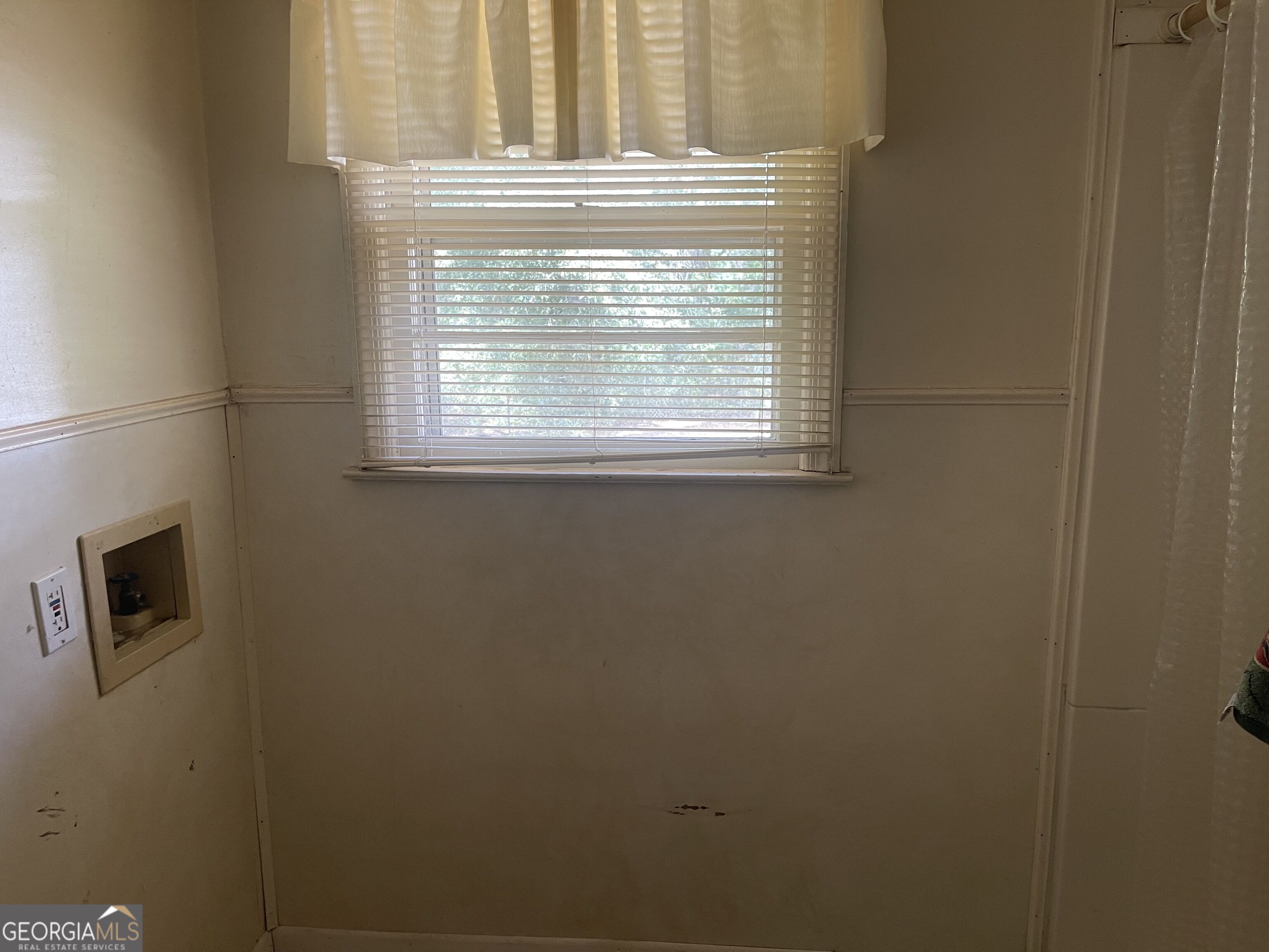72 Darby Road Property Photo 13