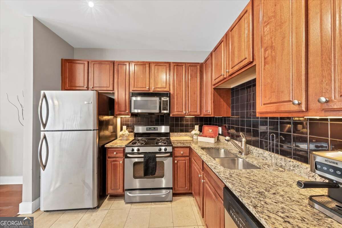 799 Hammond Drive # 406 Property Photo 6