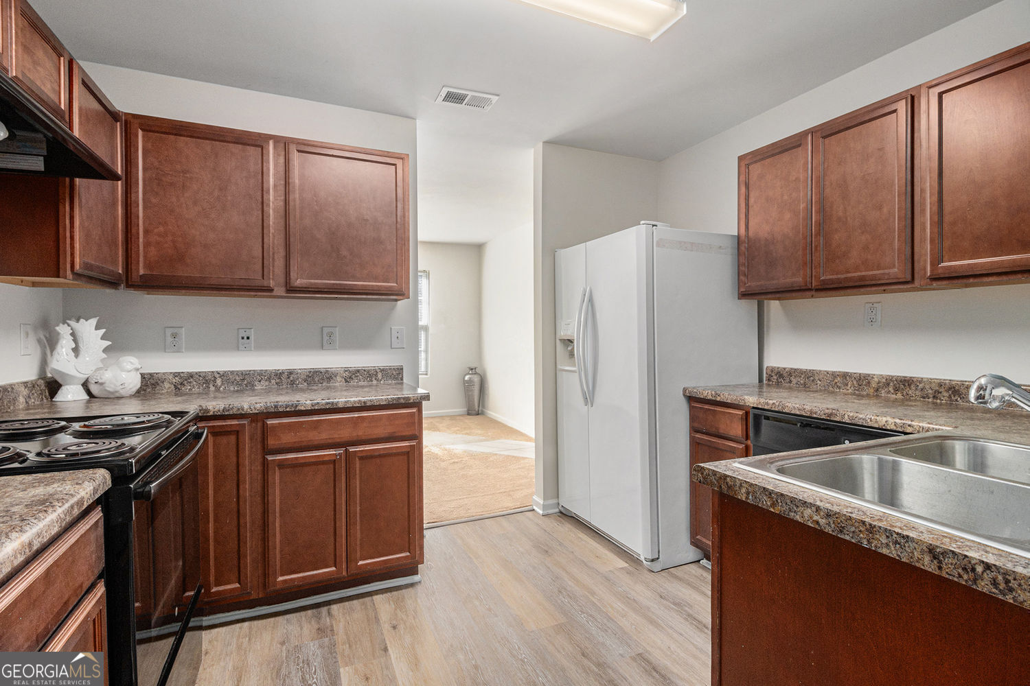 6257 Ellenwood Drive Property Photo 14