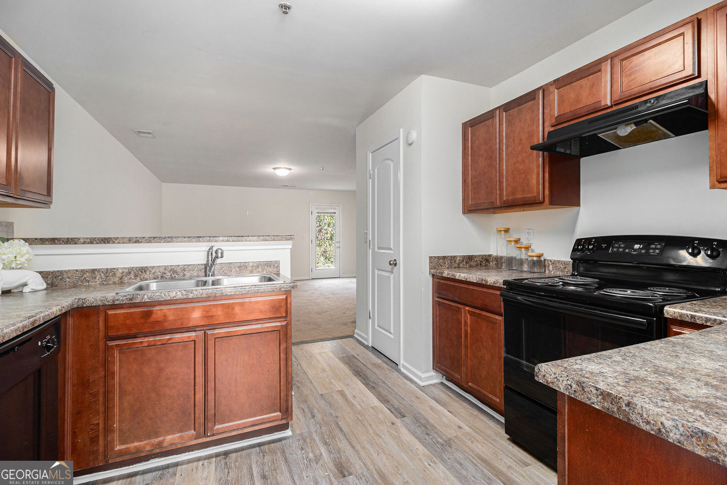 6257 Ellenwood Drive Property Photo 16