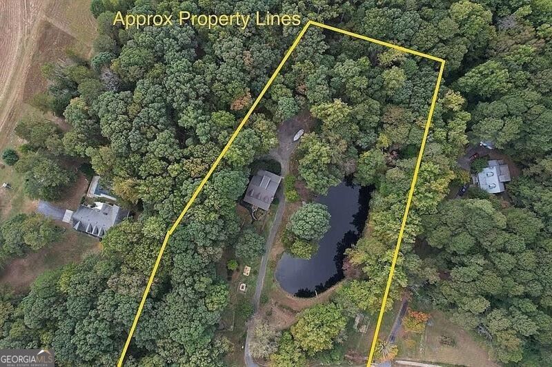 1655 Rockdale Circle Property Photo 1