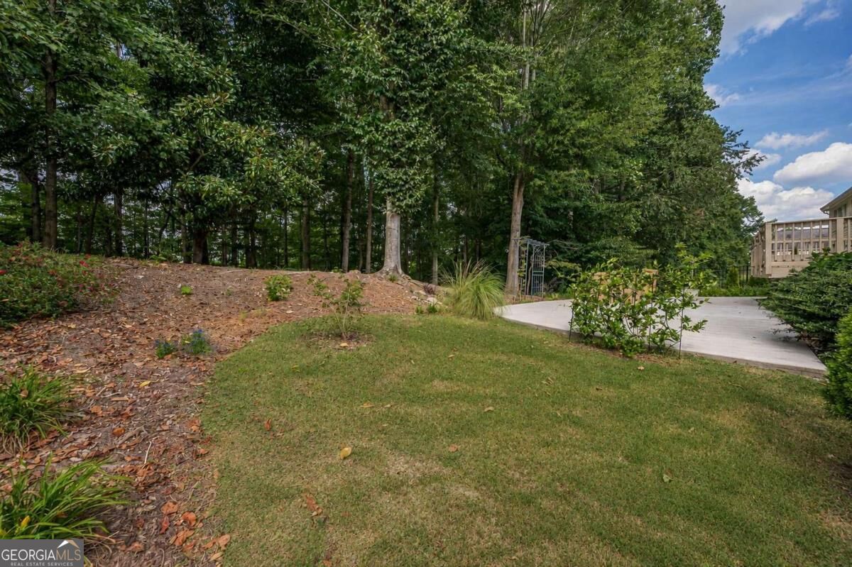 211 Cedarhurst Drive Property Photo 48