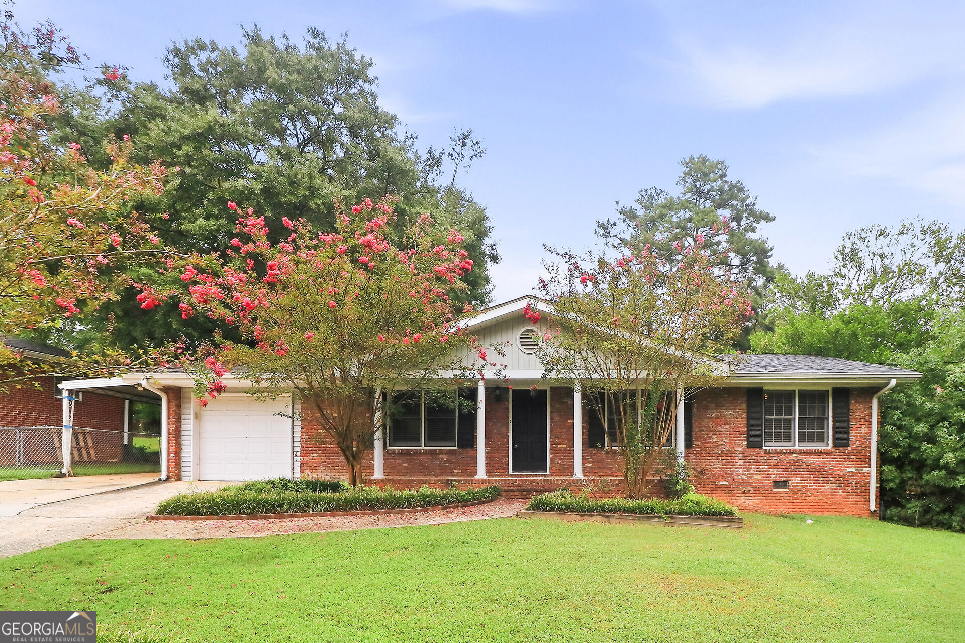 2321 Hollyridge Drive Sw Property Photo 1