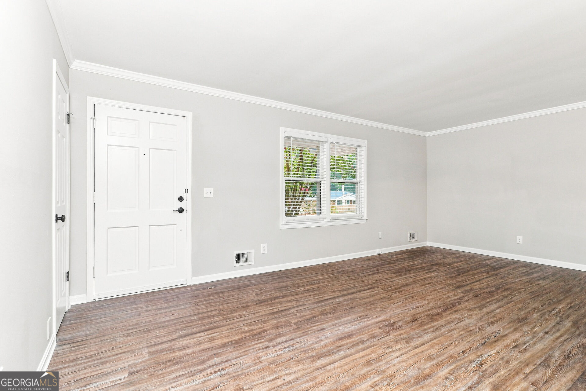 2321 Hollyridge Drive Sw Property Photo 4