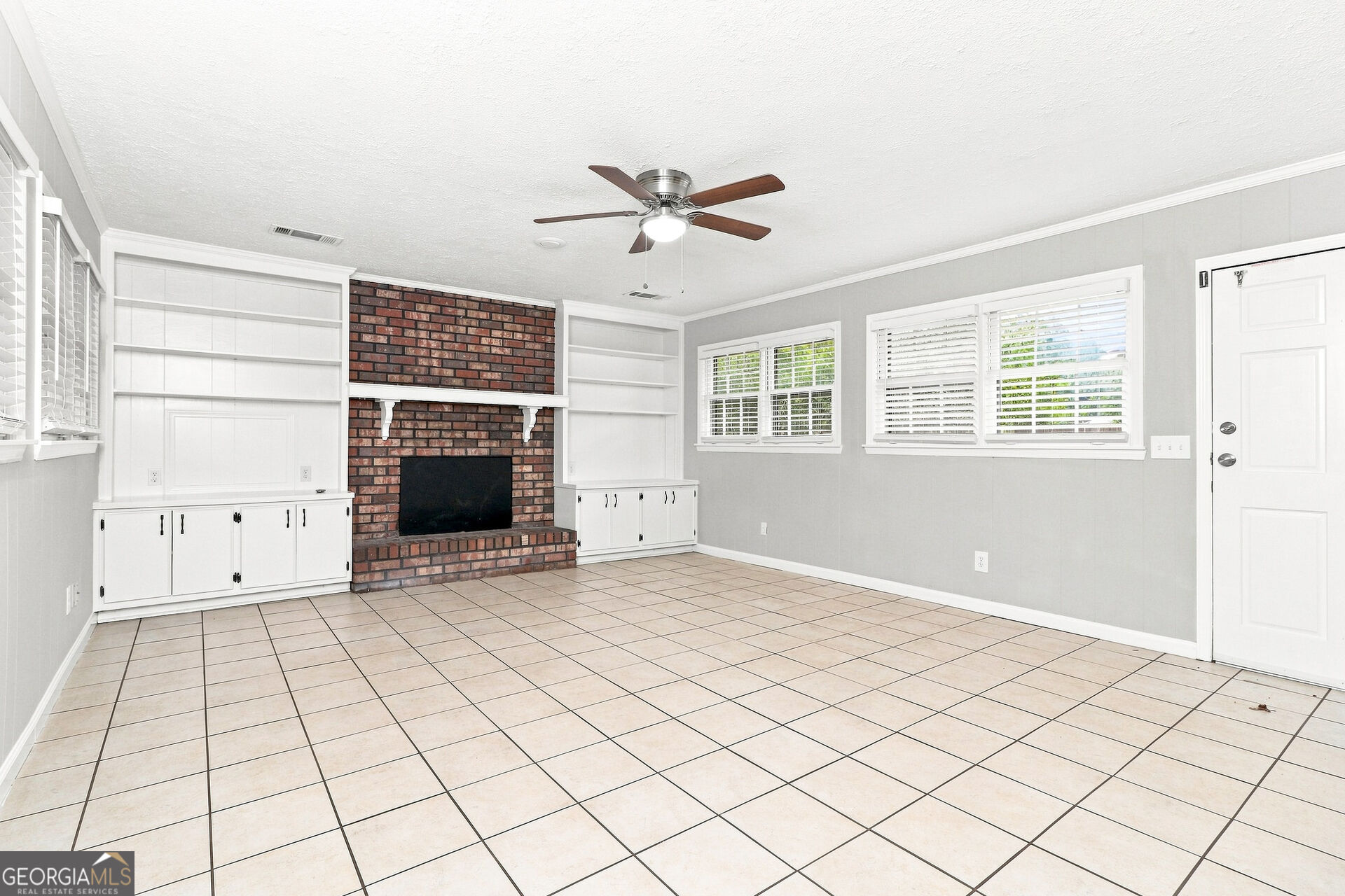 2321 Hollyridge Drive Sw Property Photo 10
