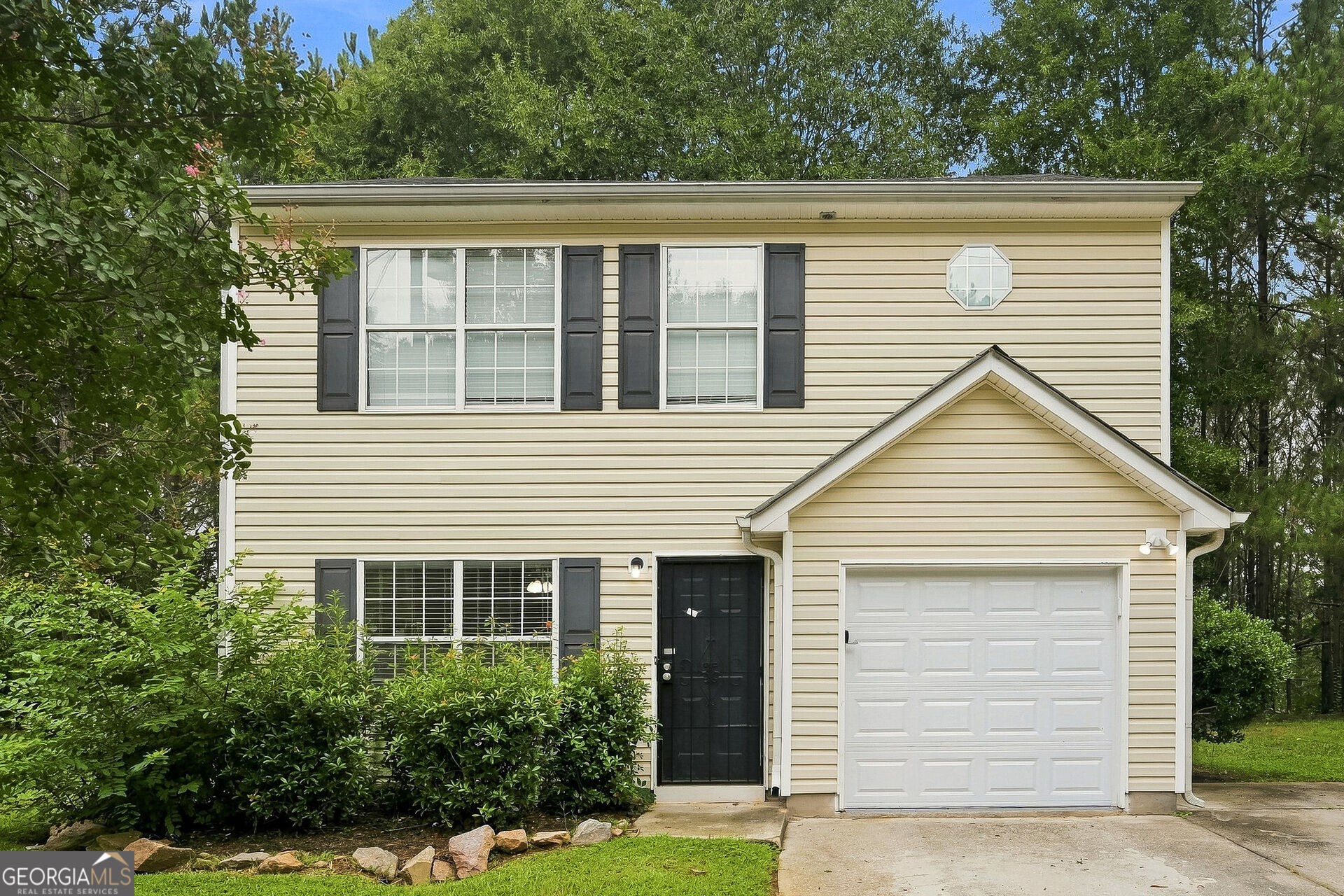 7060 Ravenwood Lane Property Photo 1