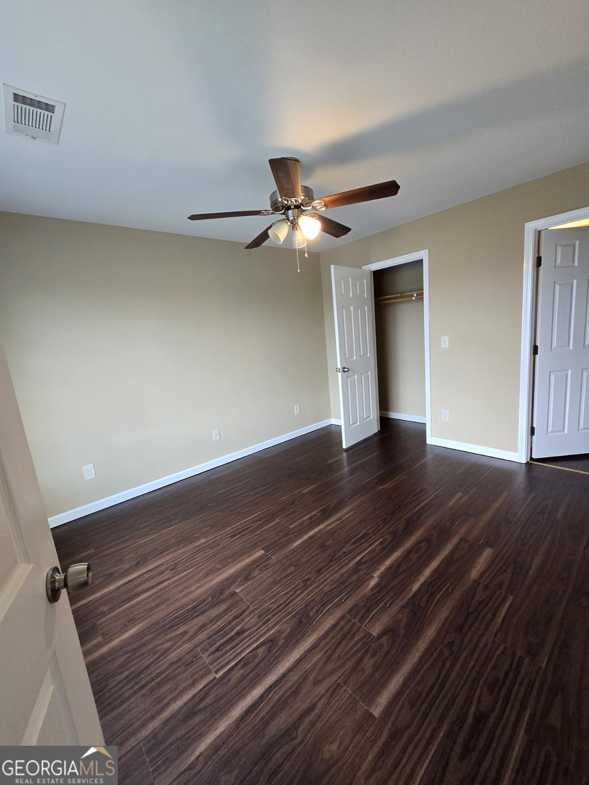 255 La Vista Property Photo 5