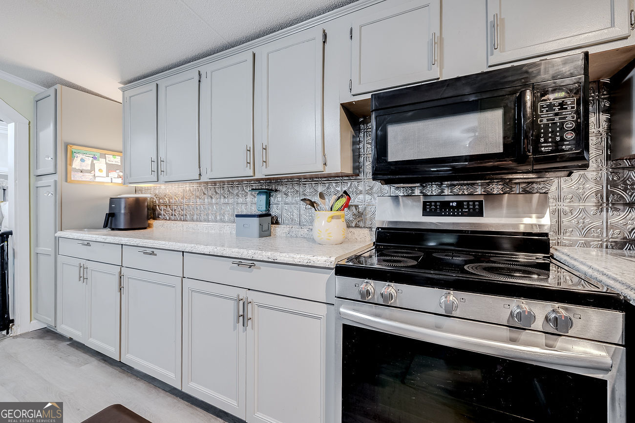150 Reed Street Property Photo 7