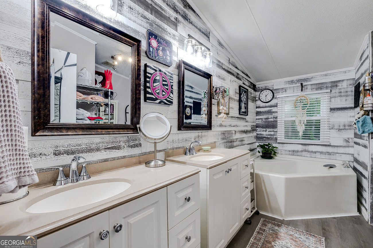 150 Reed Street Property Photo 16