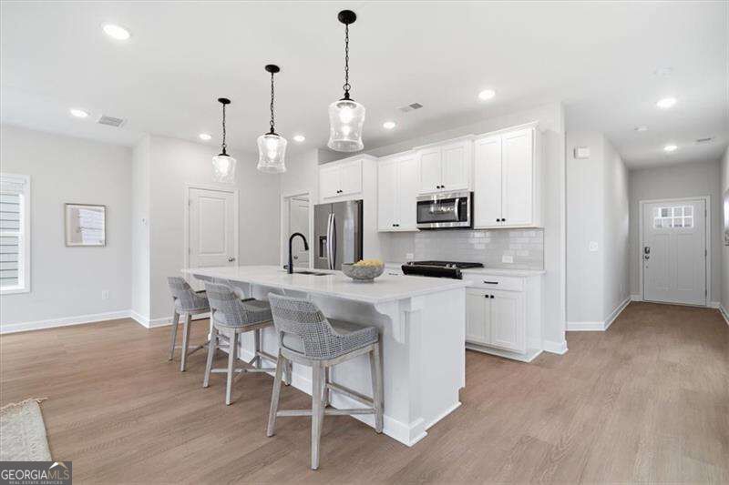 112 Winsome Way Property Photo 4