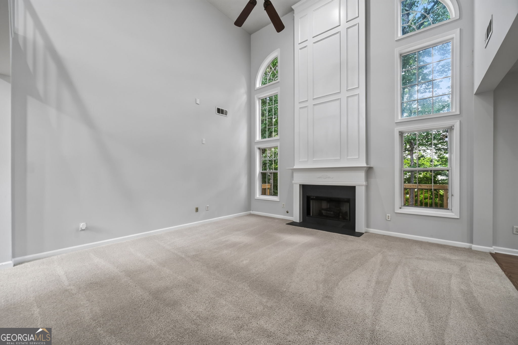 775 Martin Field Drive Se Property Photo 13