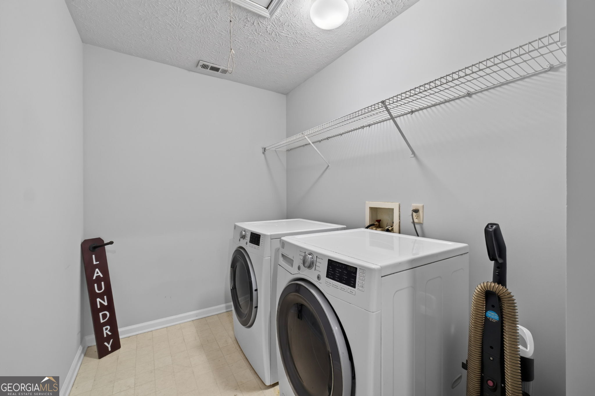 775 Martin Field Drive Se Property Photo 42