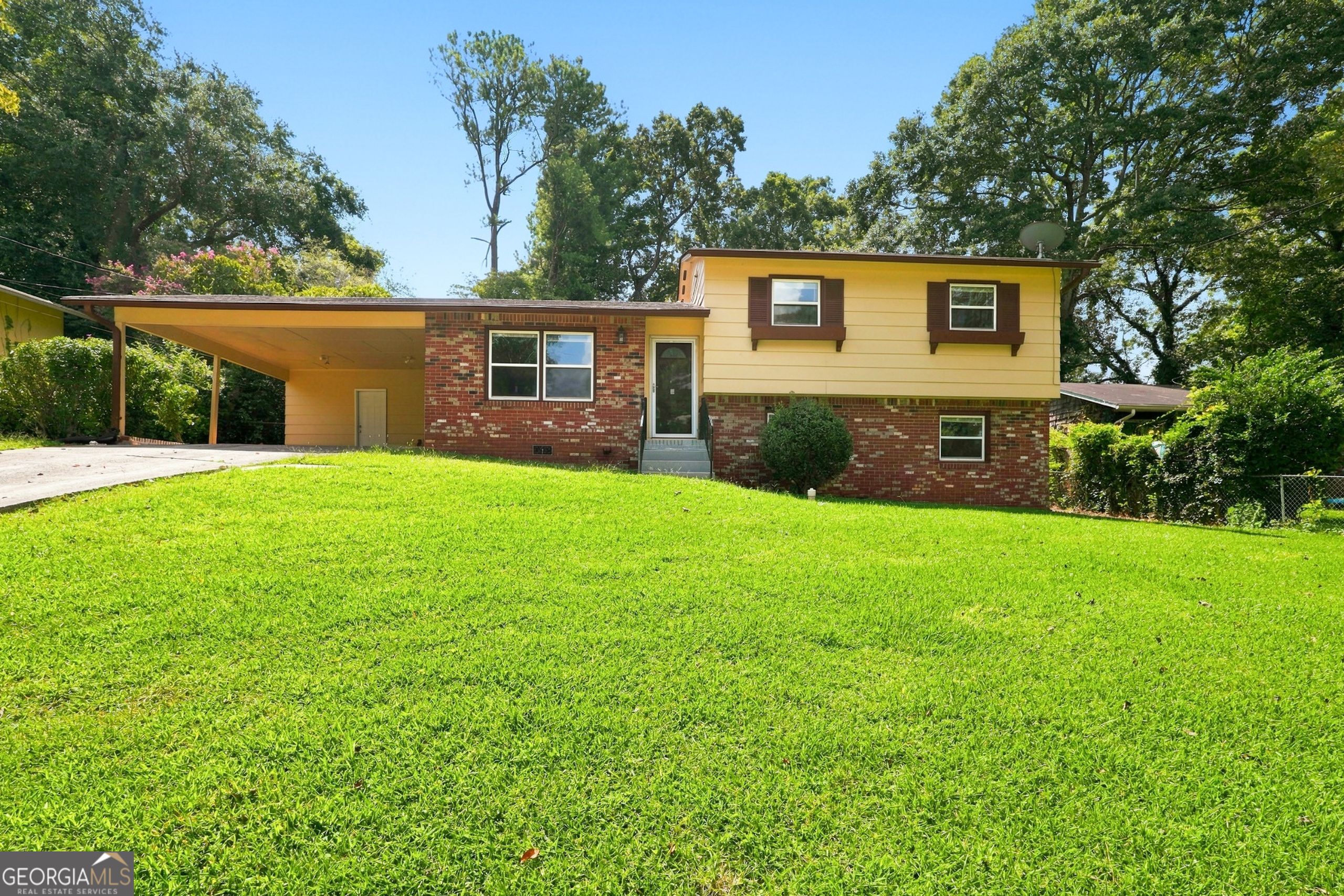 3713 Elkridge Drive Property Photo 1