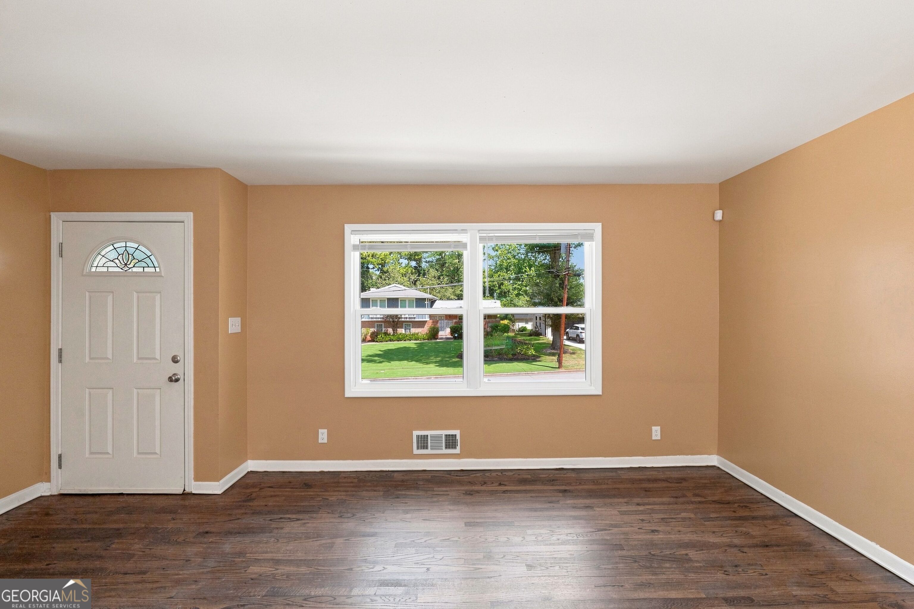 3713 Elkridge Drive Property Photo 7