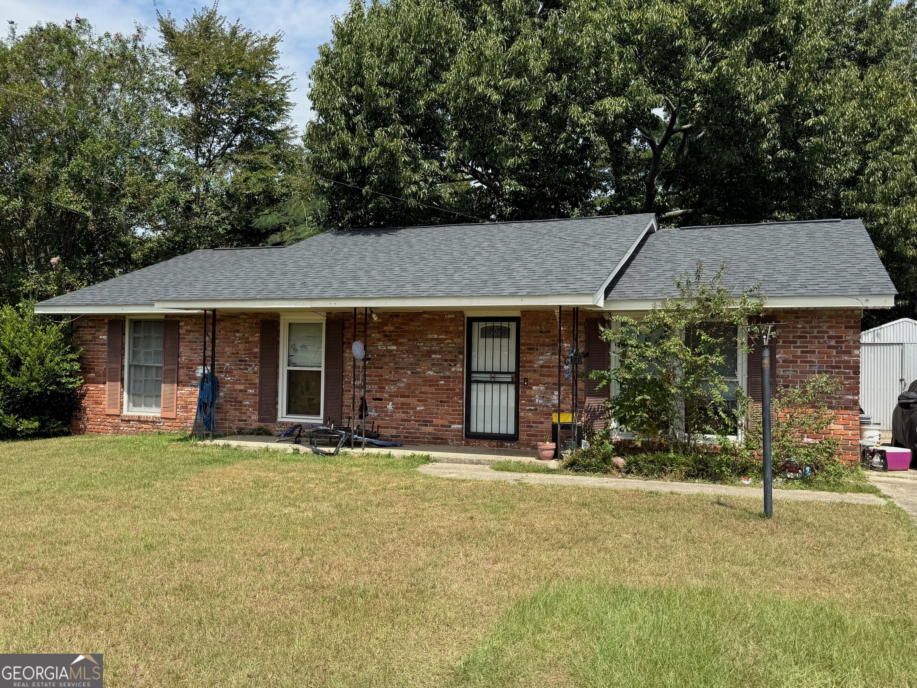 1604 Susan Lane Property Photo 1