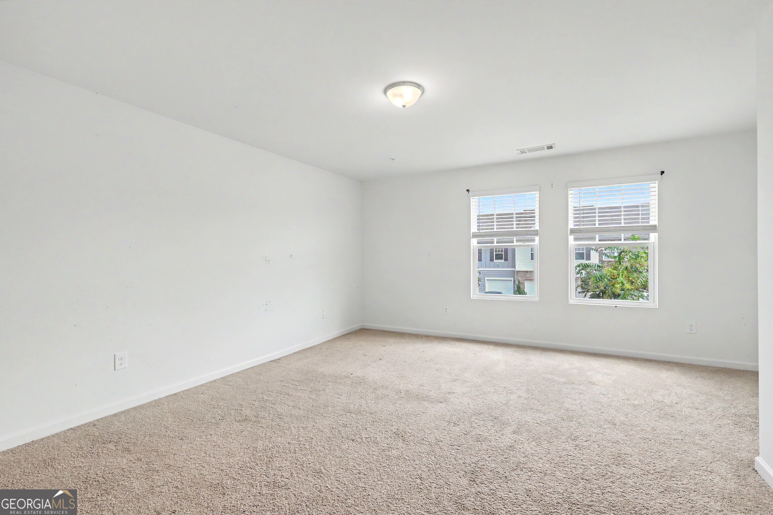 11900 Fuller Street Property Photo 15