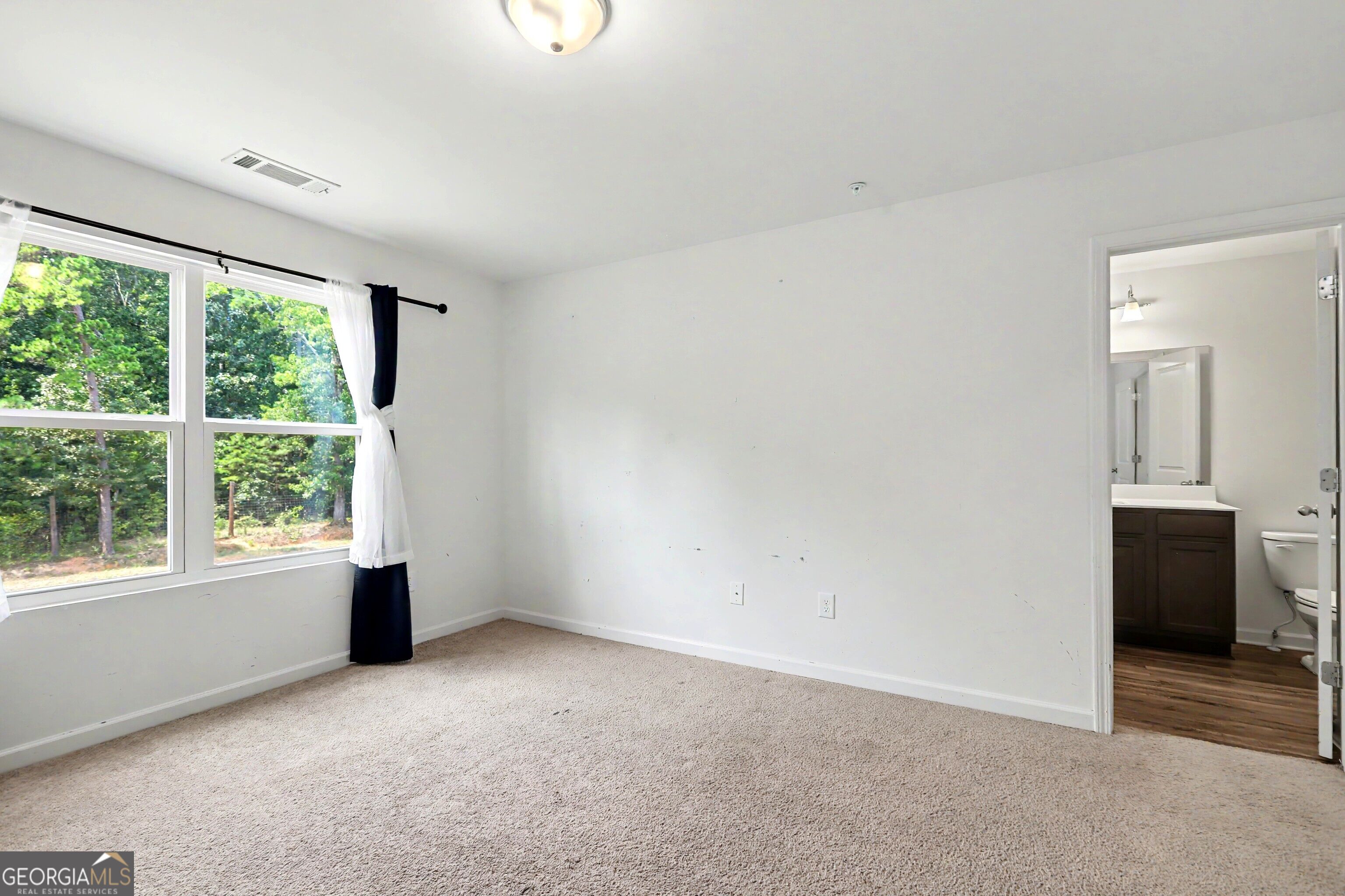 11900 Fuller Street Property Photo 16